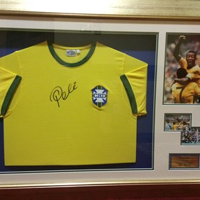 Auction in aid of Habitat for Humanity